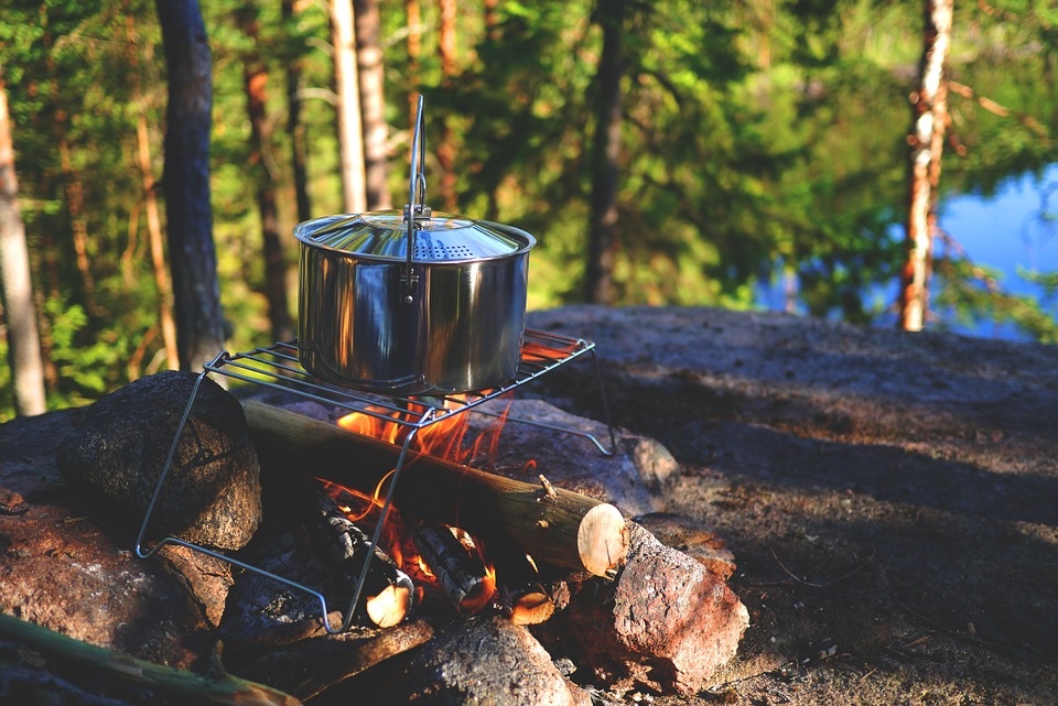 Cooking over a campfire